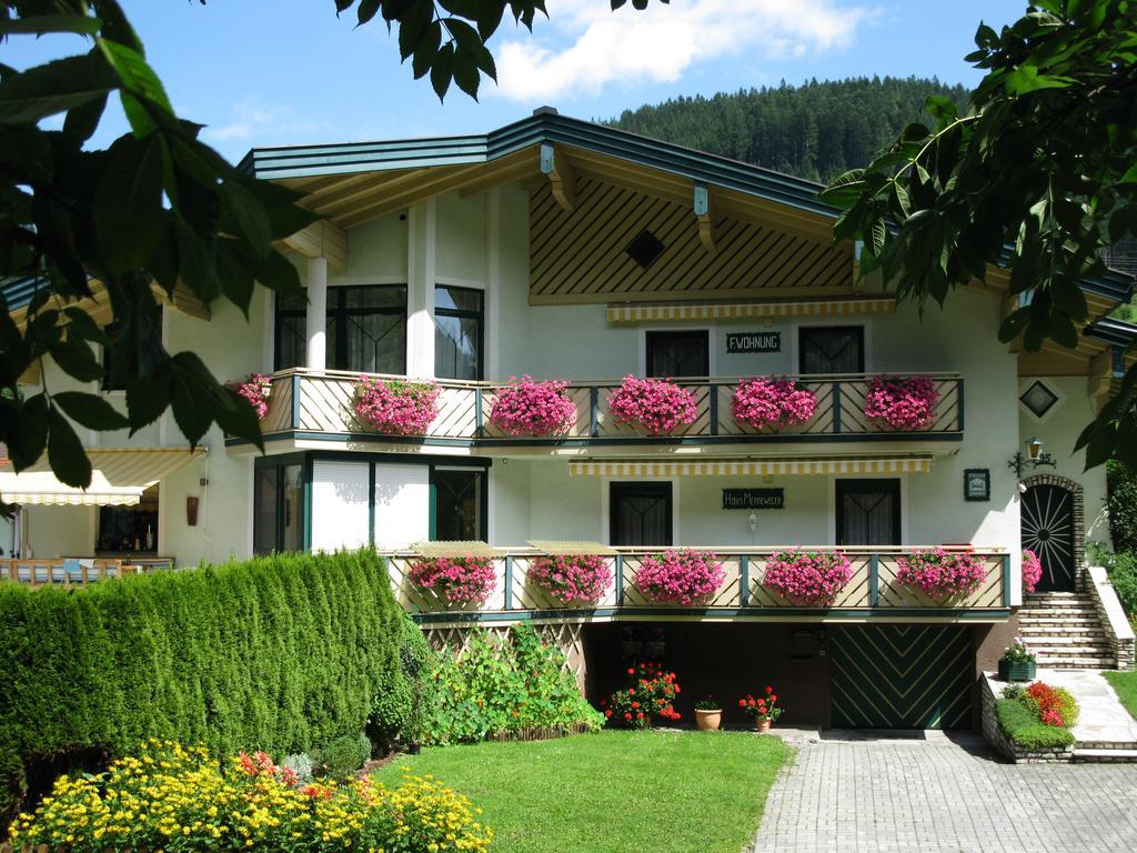 Hausmenneweger Apartment Annaberg im Lammertal Ruang foto