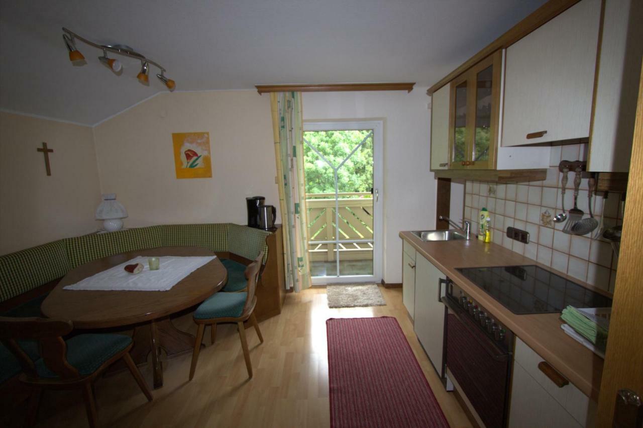 Hausmenneweger Apartment Annaberg im Lammertal Bagian luar foto