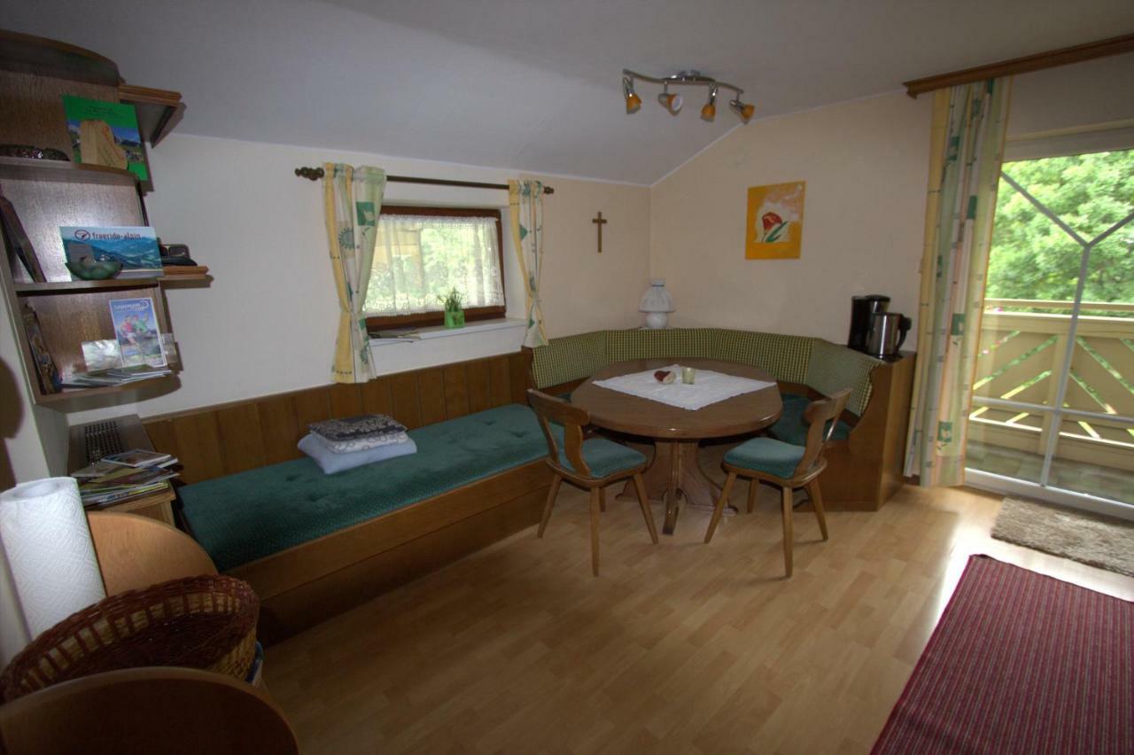 Hausmenneweger Apartment Annaberg im Lammertal Bagian luar foto