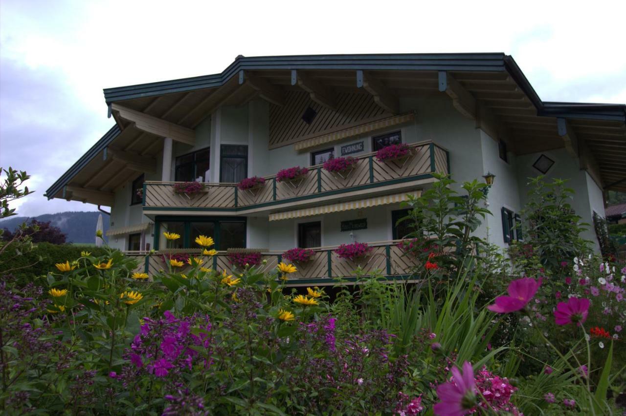 Hausmenneweger Apartment Annaberg im Lammertal Bagian luar foto